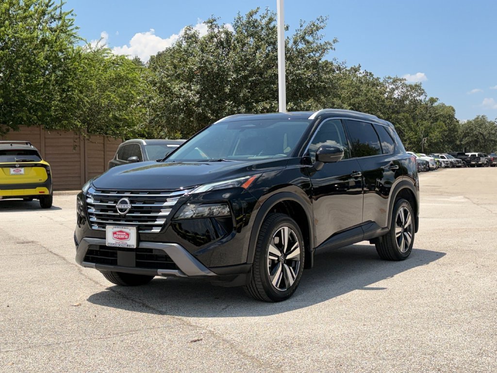 Certified 2025 Nissan Rogue SL w/ Tech Package AWD/4WD image 7