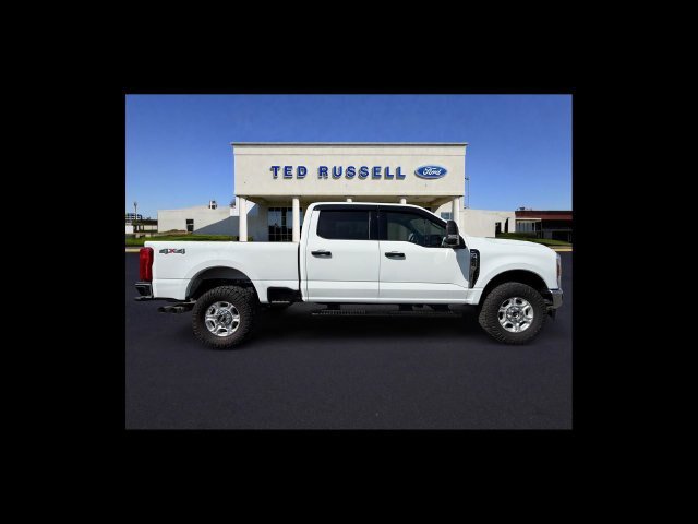Certified 2025 Ford F250 XLT AWD/4WD image 5