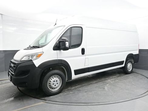 Used 2023 RAM ProMaster 2500 FWD image 3