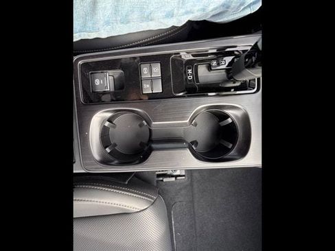 New 2026 Subaru Outback Limited AWD/4WD image 25