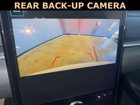 Used 2025 GMC Terrain Elevation image 23