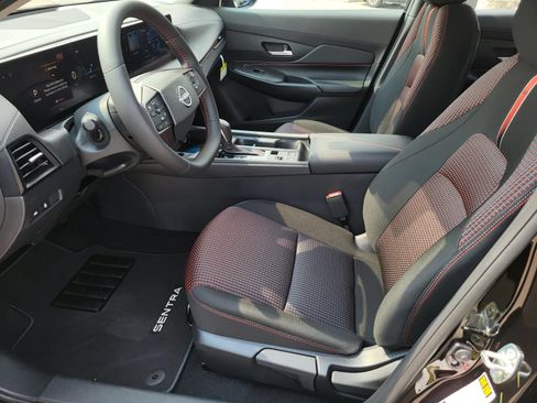 New 2027 Nissan Sentra SR w/ SR All Weather Package FWD image 16