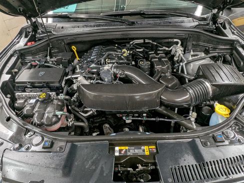 Used 2024 Dodge Durango GT image 4