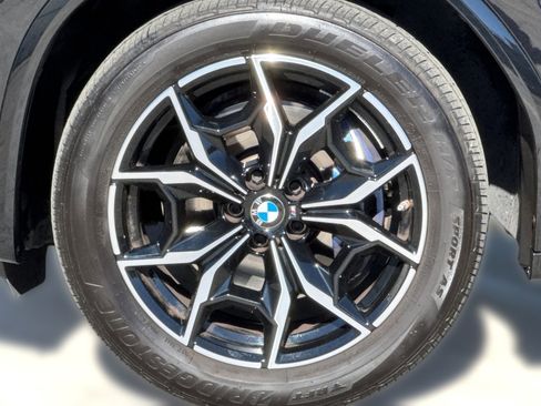 Used 2024 BMW X3 M40i w/ Premium Package image 12