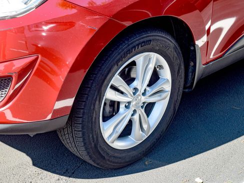 Used 2012 Hyundai Tucson GLS FWD image 23