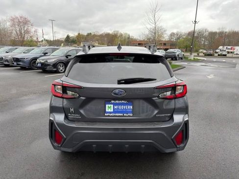 Used 2024 Subaru Crosstrek 2.5i Limited AWD/4WD image 7