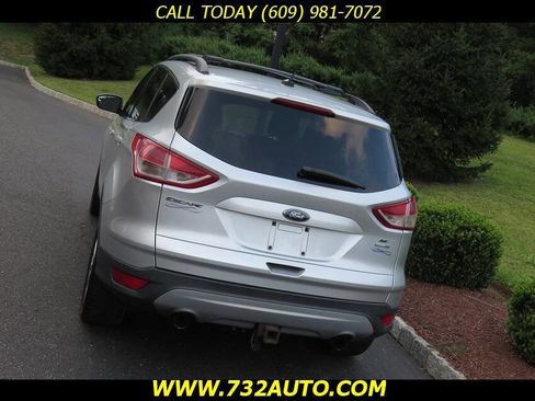Used 2013 Ford Escape SE image 16