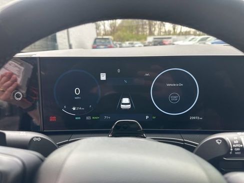 Used 2025 Hyundai Santa Fe Calligraphy image 17