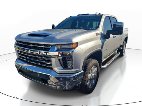 Used 2021 Chevrolet Silverado 2500 LTZ w/ LTZ Plus Package AWD/4WD image 3