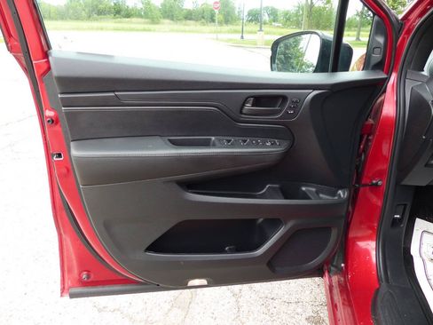Used 2024 Honda Odyssey Sport image 19