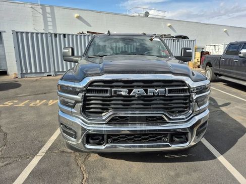 Certified 2025 RAM 2500 Big Horn AWD/4WD image 2