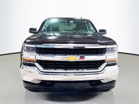 Used 2018 Chevrolet Silverado 1500 LT image 3