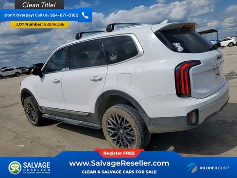 Used 2024 Kia Telluride EX w/ EX Captain's Chair Package FWD image 3