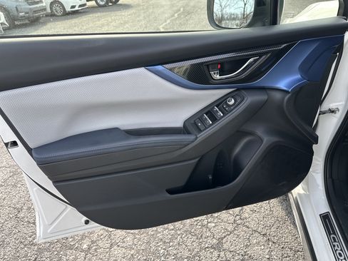 Used 2020 Subaru Crosstrek Hybrid image 15