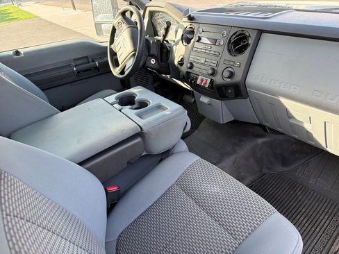 Used 2013 Ford F250 XL w/ PWR Equipment Group RWD image 9