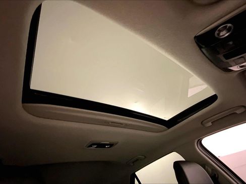 Certified 2025 Kia Niro SX Touring FWD image 28