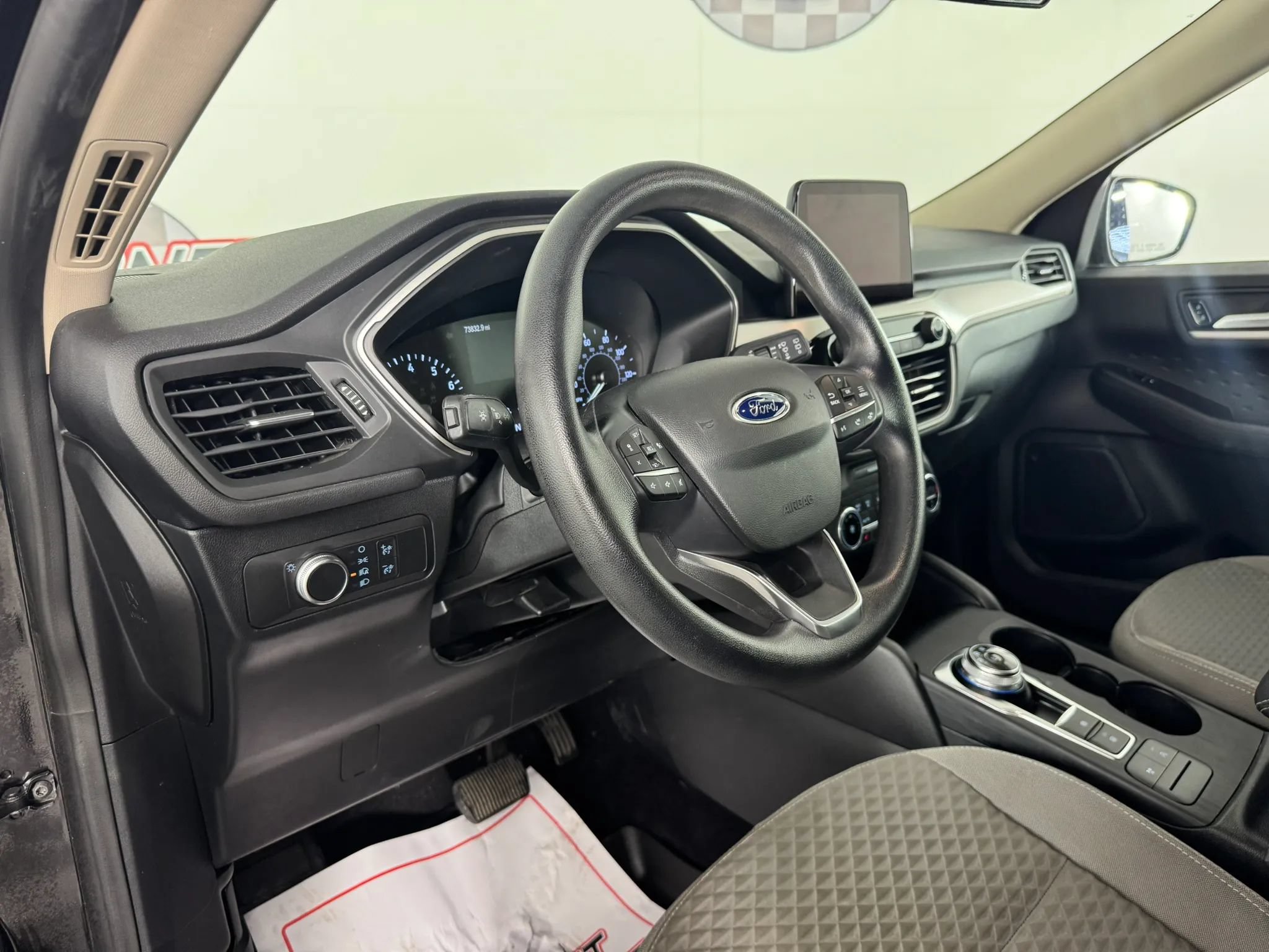 Used 2020 Ford Escape SE AWD/4WD image 10
