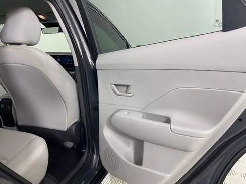 Used 2024 Hyundai Kona SEL FWD image 29