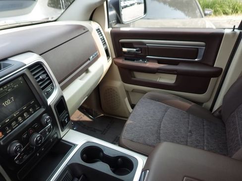 Used 2017 RAM 1500 Big Horn AWD/4WD image 24