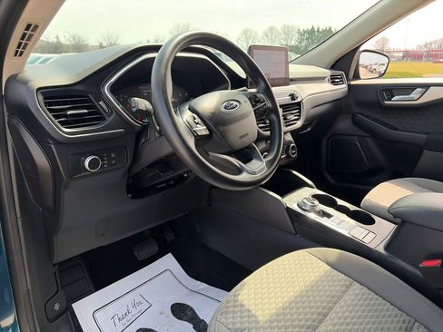 Used 2020 Ford Escape SE image 15