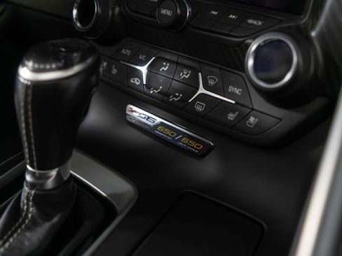 Used 2017 Chevrolet Corvette Z06 w/ Z07 Performance Package image 24