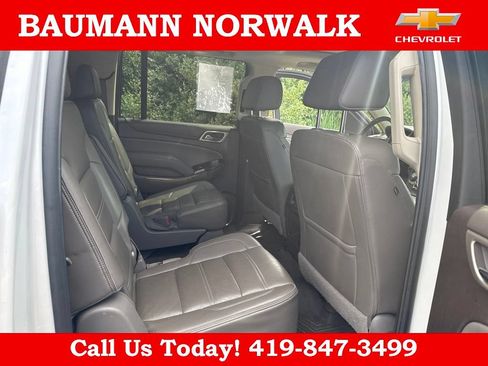 Used 2017 GMC Yukon XL Denali w/ Open Road Package AWD/4WD image 38