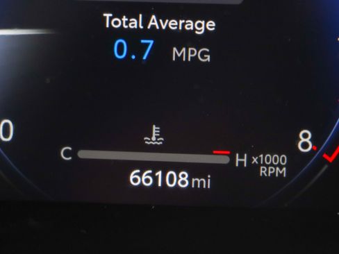 Used 2023 Toyota Highlander Limited image 16