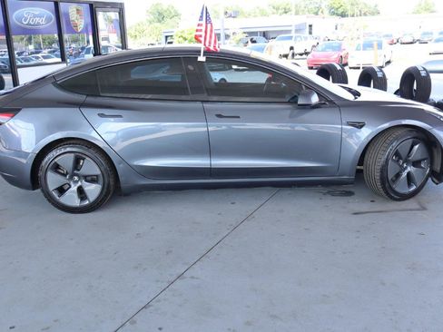 Used 2021 Tesla Model 3 Long Range AWD/4WD image 4