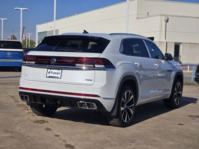 New 2026 Volkswagen Atlas Cross Sport SEL Premium R-Line