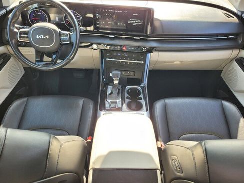Used 2022 Kia Carnival SX image 19