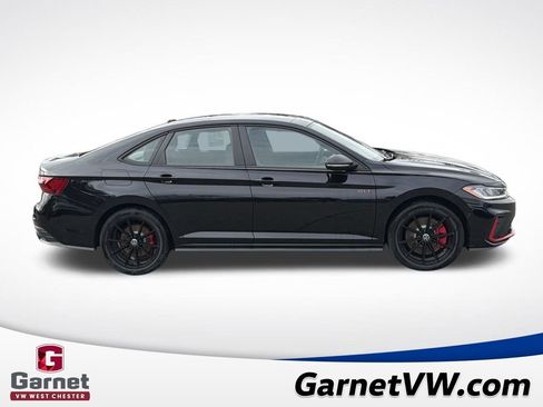 Used 2025 Volkswagen Jetta GLI Autobahn image 7