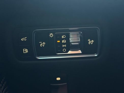 New 2026 Lincoln Nautilus Reserve AWD/4WD image 26