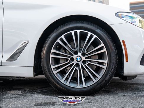Used 2019 BMW 530i SPORT LINE w/ Convenience Package image 10
