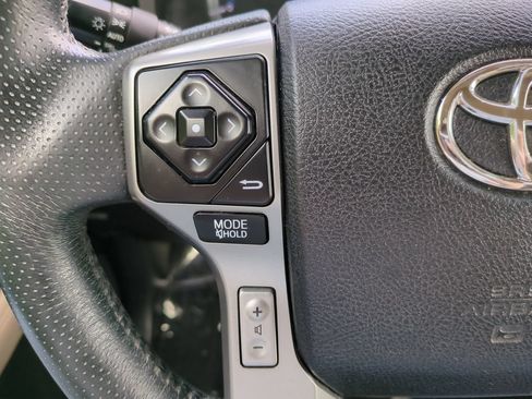 Used 2016 Toyota 4Runner Limited w/ Four Season Floor Mat Package AWD/4WD image 25