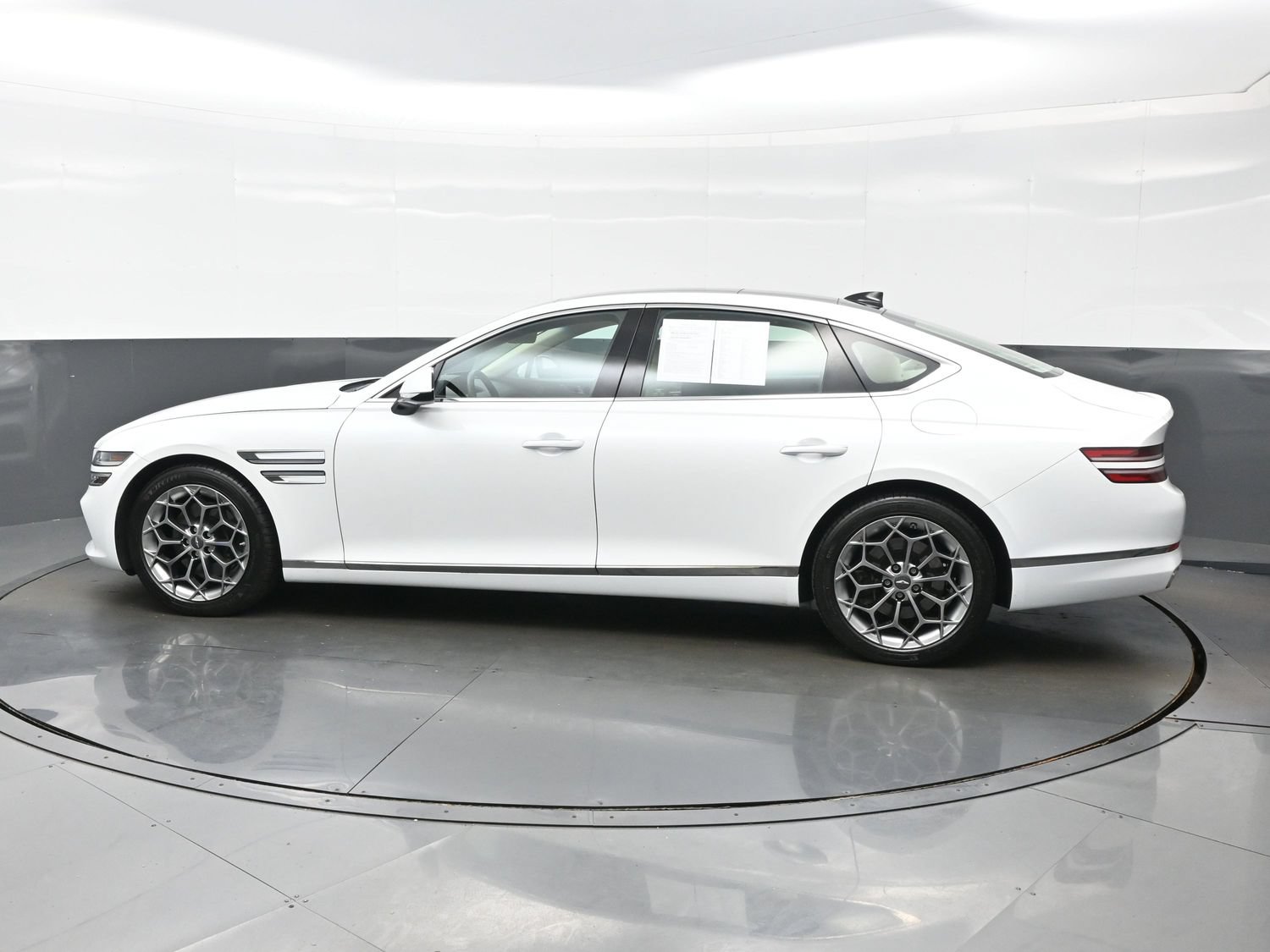 Used 2021 Genesis G80 2.5T w/ Advanced Package AWD/4WD image 3