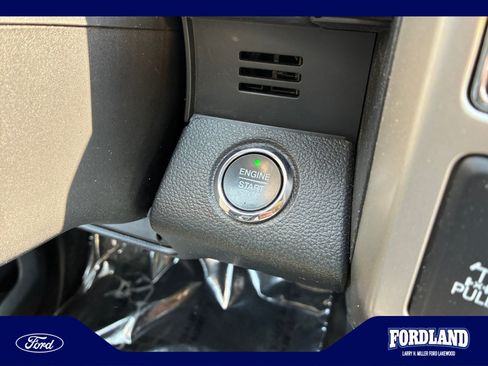 Used 2018 Ford F150 Lariat w/ Equipment Group 502A Luxury AWD/4WD image 30