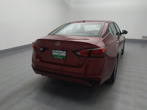 Used 2024 Nissan Altima 2.5 SV image 7