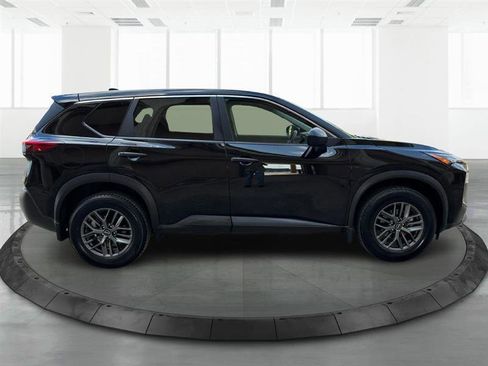 Used 2023 Nissan Rogue S AWD/4WD image 6