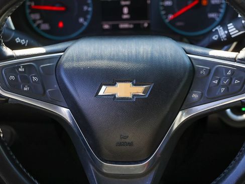 Used 2018 Chevrolet Equinox LT AWD/4WD image 9