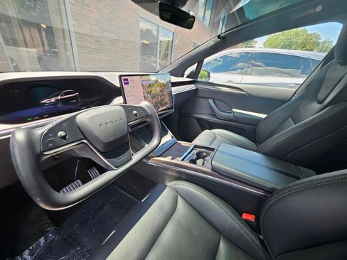 Used 2023 Tesla Model X AWD/4WD image 38