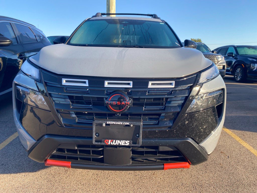 Used 2026 Nissan Rogue SV AWD/4WD image 15