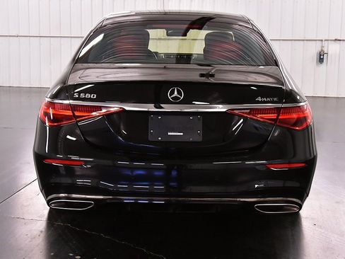 Used 2025 Mercedes-Benz S 580 4MATIC Sedan image 6