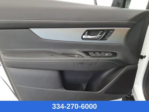 New 2025 Nissan Murano SL image 16