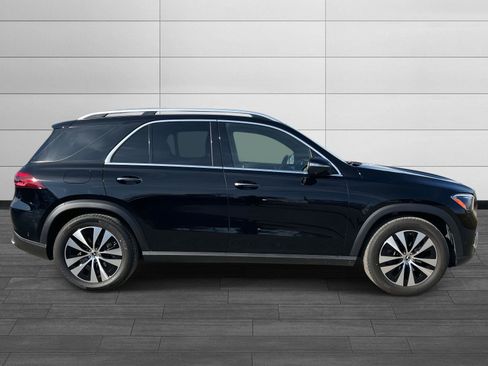 Used 2025 Mercedes-Benz GLE 350 4MATIC image 2
