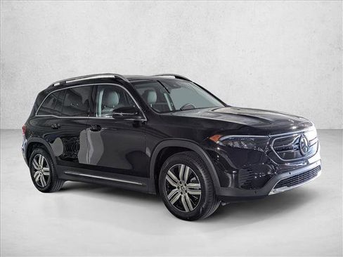 Certified 2023 Mercedes-Benz EQB 300 4MATIC image 23