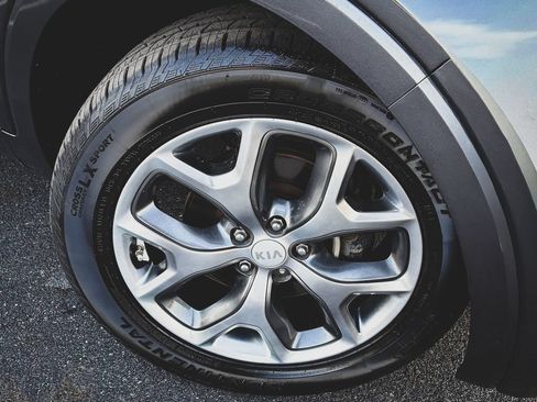 Used 2016 Kia Sorento SX w/ SXL Technology Package FWD image 29