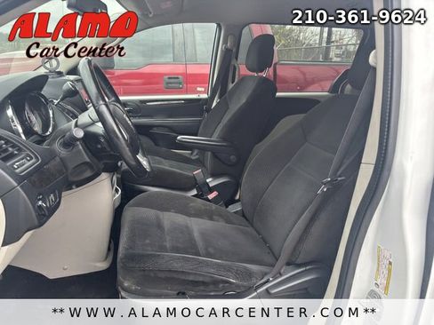 Used 2017 Dodge Grand Caravan SE w/ Power Window Group image 6