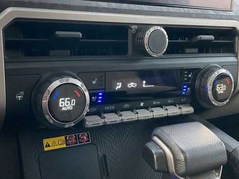 Used 2024 Toyota Tacoma Limited w/ Limited Package (LT) image 24