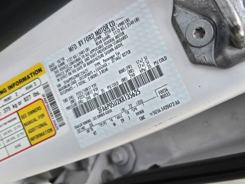 Used 2019 Ford Fusion Energi Titanium image 26