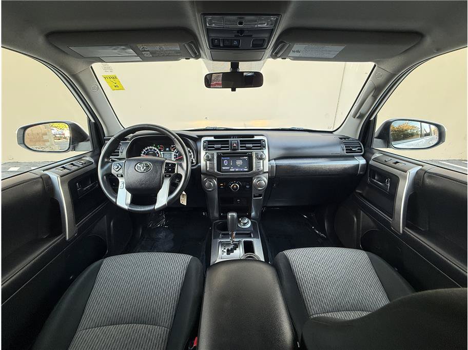 Used 2019 Toyota 4Runner SR5 AWD/4WD image 8